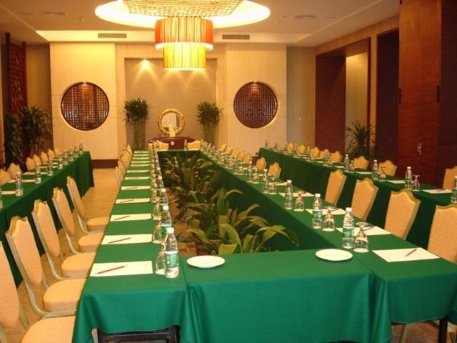 Phoenix Hotel Wuyi Дзянмън Екстериор снимка