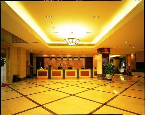 Phoenix Hotel Wuyi Дзянмън Екстериор снимка